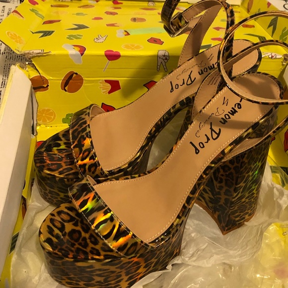 Leopard Freema Platform Heels - Picture 4 of 7